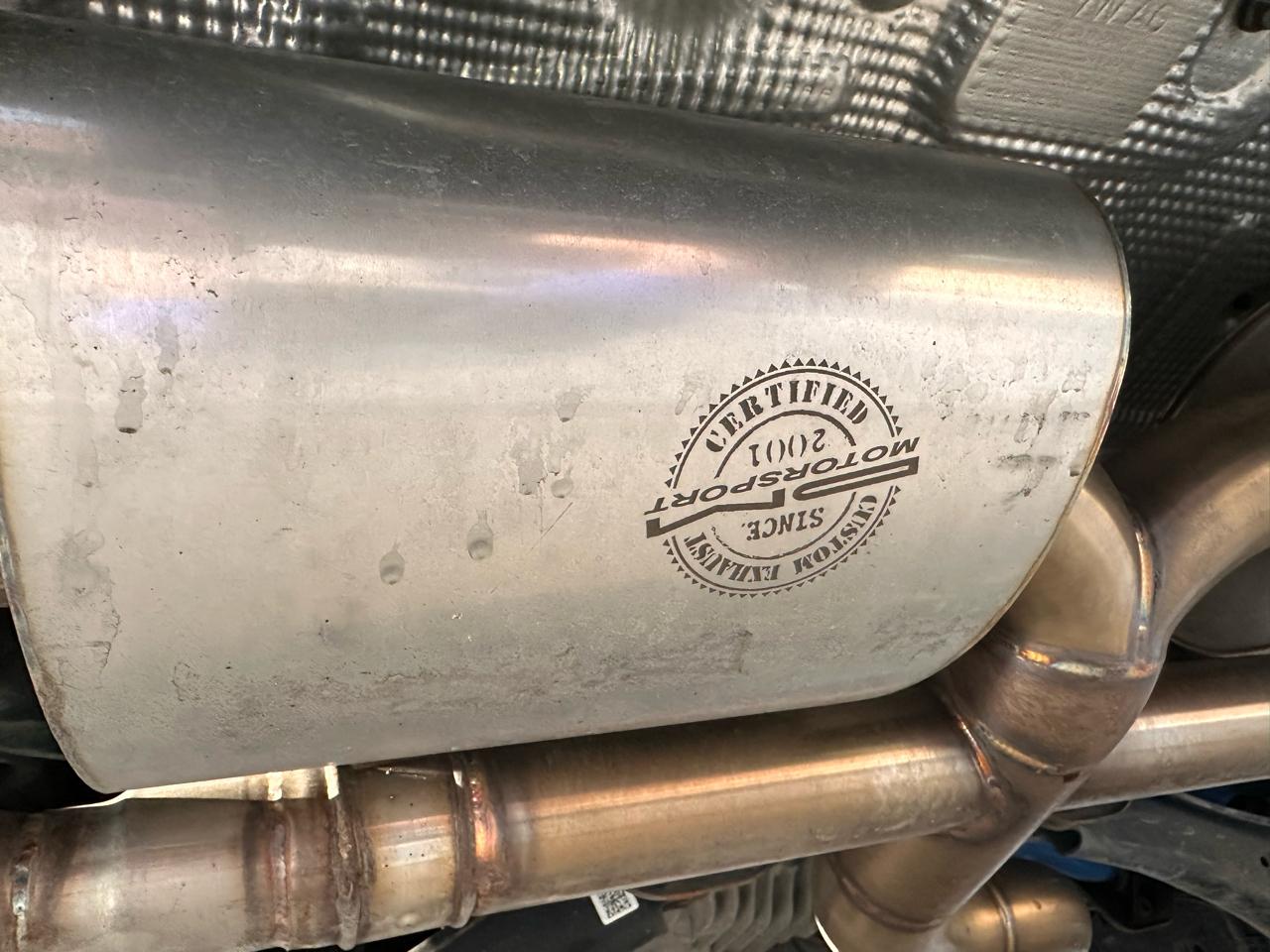 Volkswagen Golf R DCS and Navigation 6M 2019