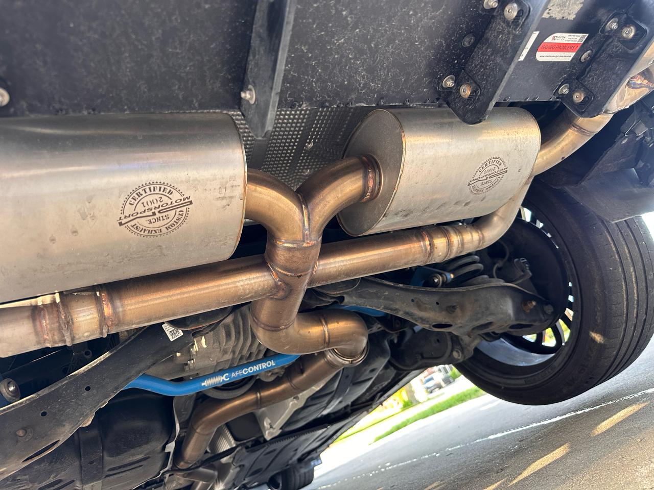 Volkswagen Golf R DCS and Navigation 6M 2019