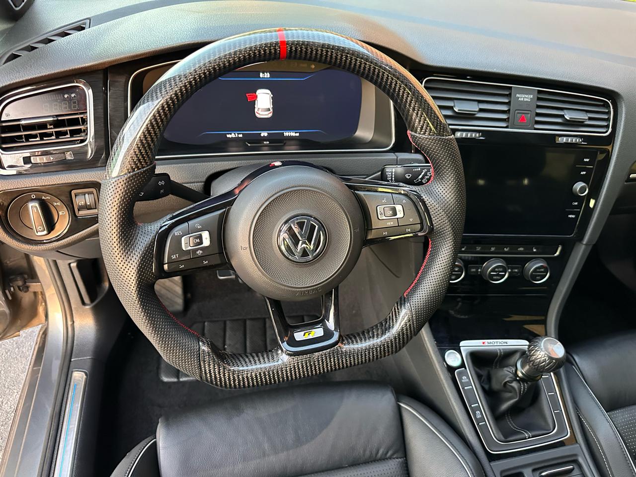 Volkswagen Golf R DCS and Navigation 6M 2019