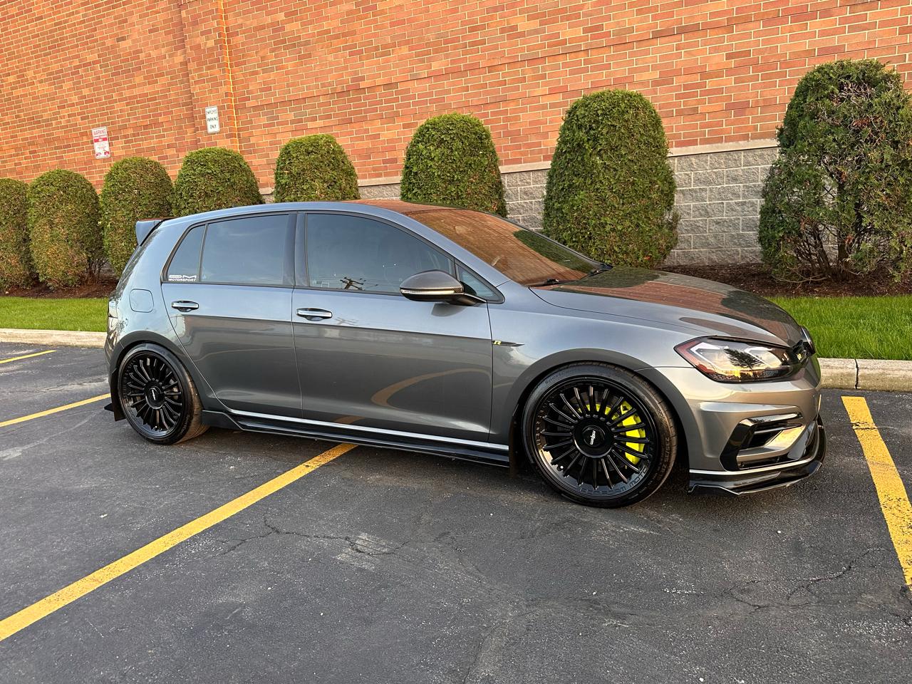Volkswagen Golf R DCS and Navigation 6M 2019