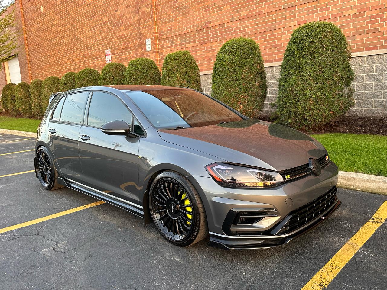 Volkswagen Golf R DCS and Navigation 6M 2019