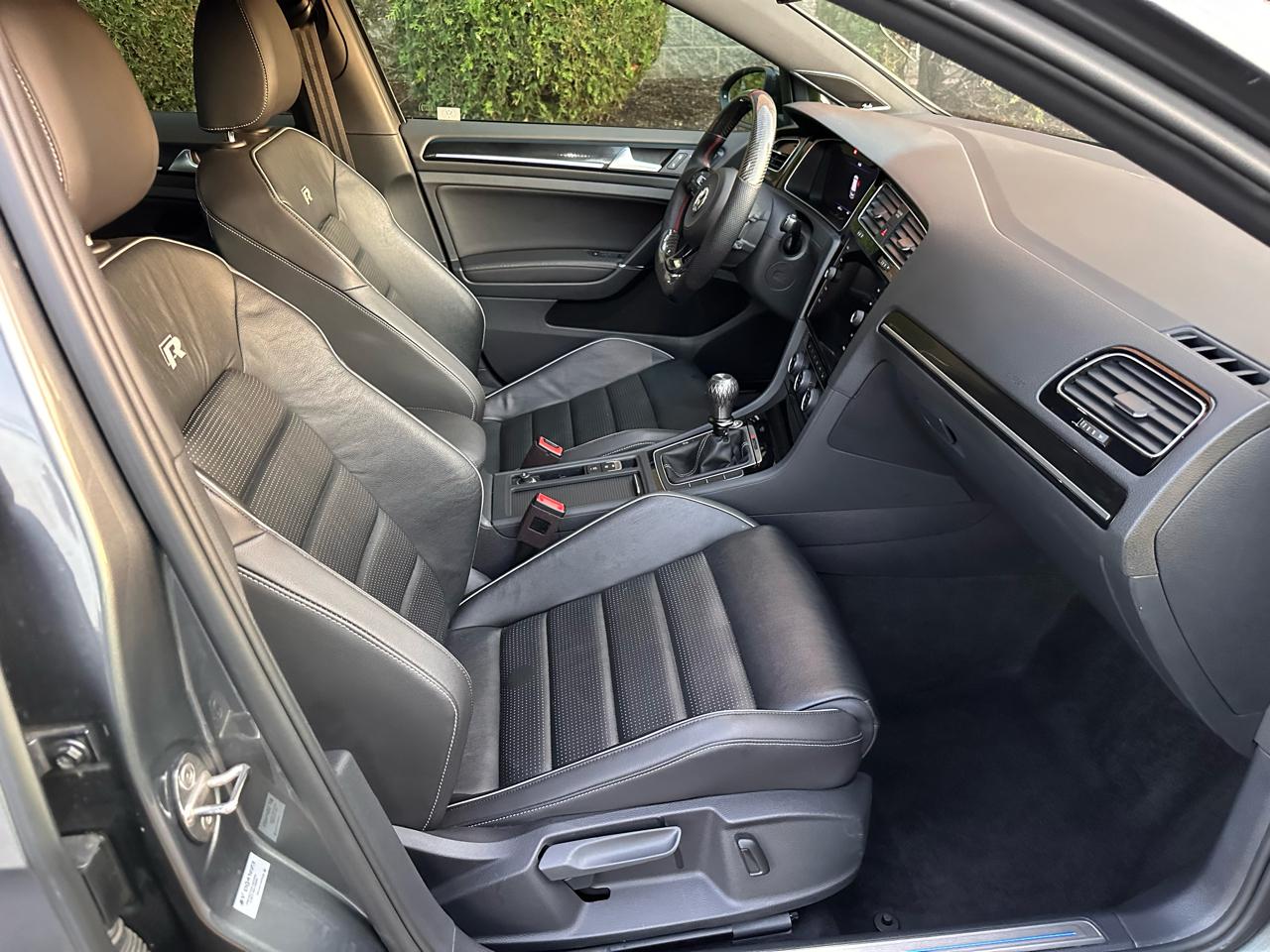 Volkswagen Golf R DCS and Navigation 6M 2019