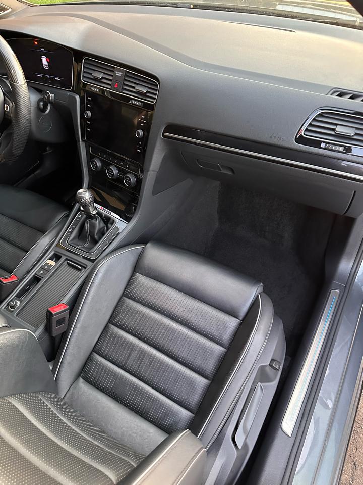 Volkswagen Golf R DCS and Navigation 6M 2019