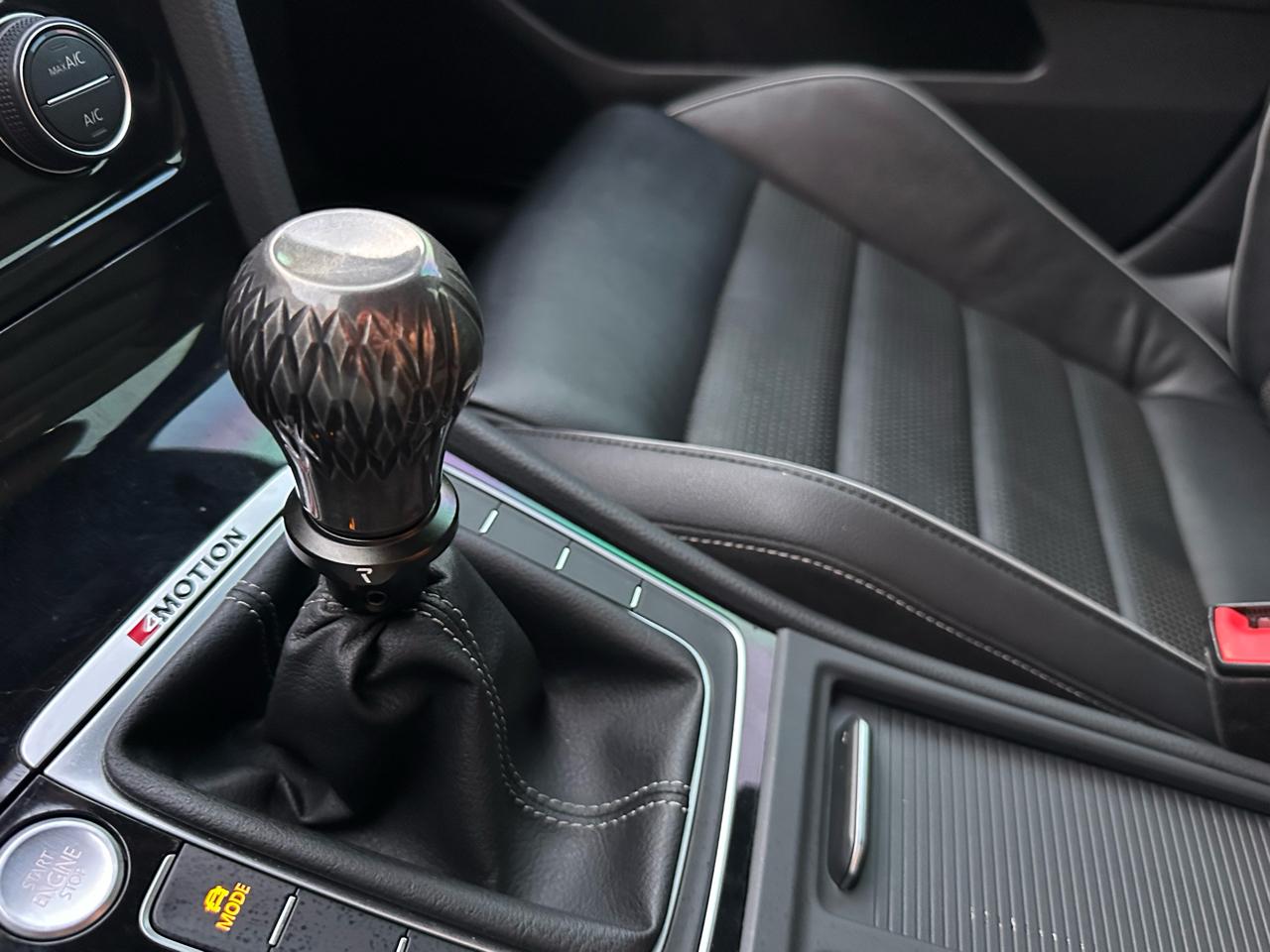 Volkswagen Golf R DCS and Navigation 6M 2019