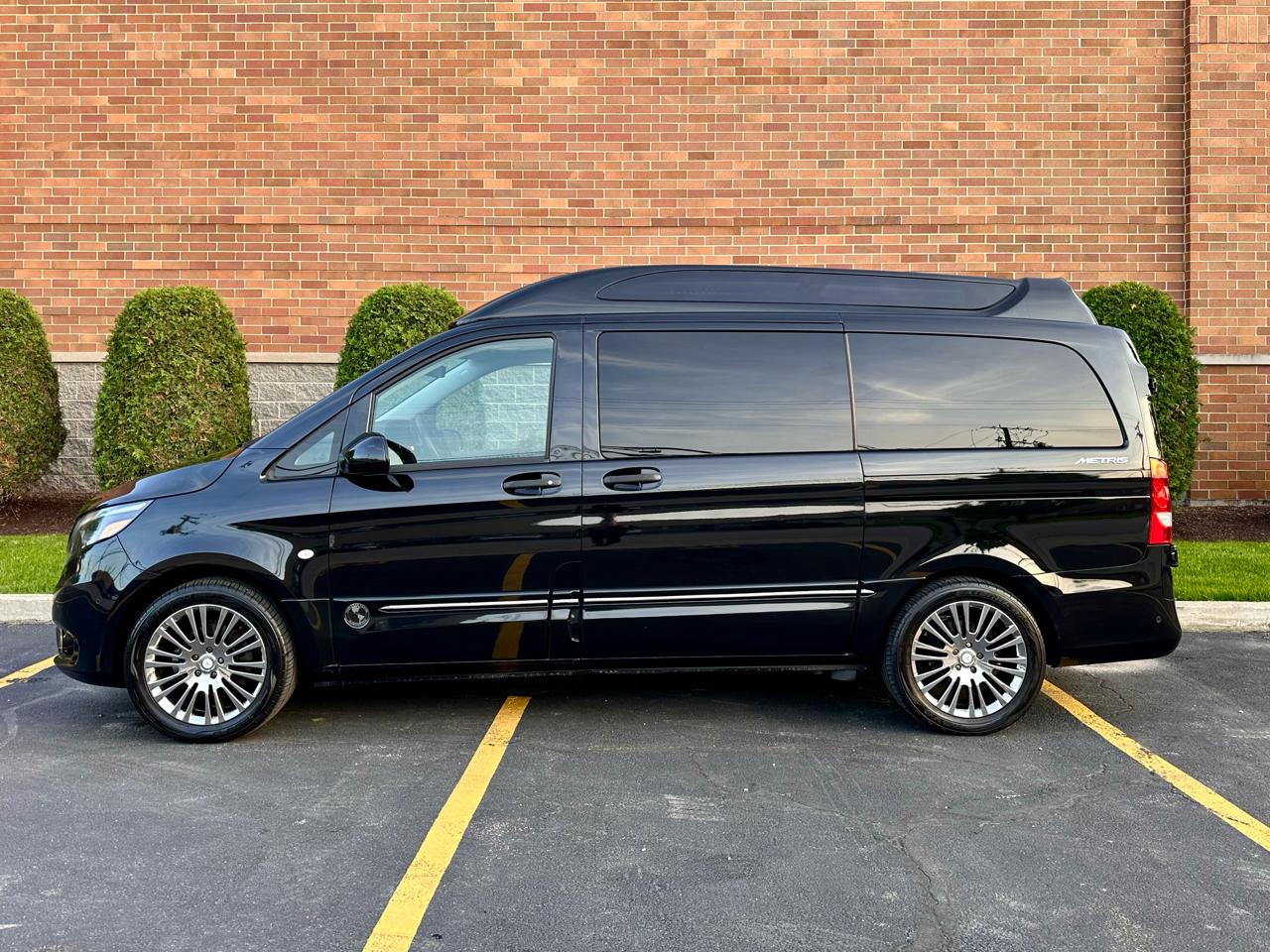 Mercedes-Benz Metris Passenger Van 2018