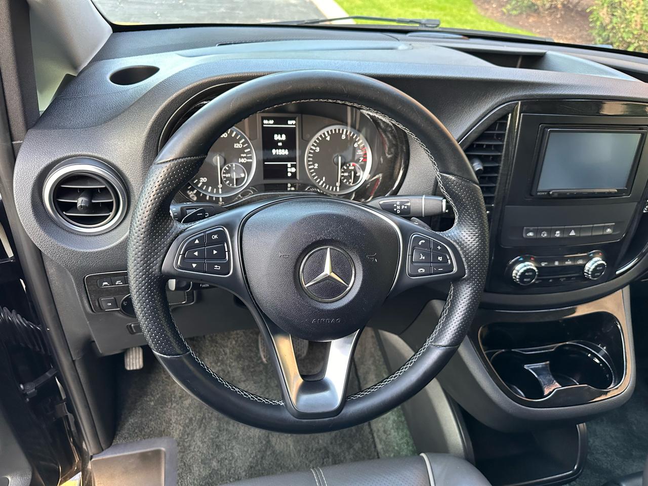 Mercedes-Benz Metris Passenger Van 2018