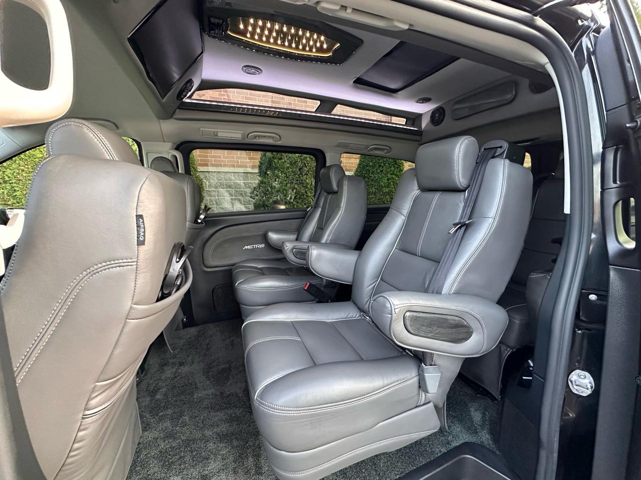 Mercedes-Benz Metris Passenger Van 2018