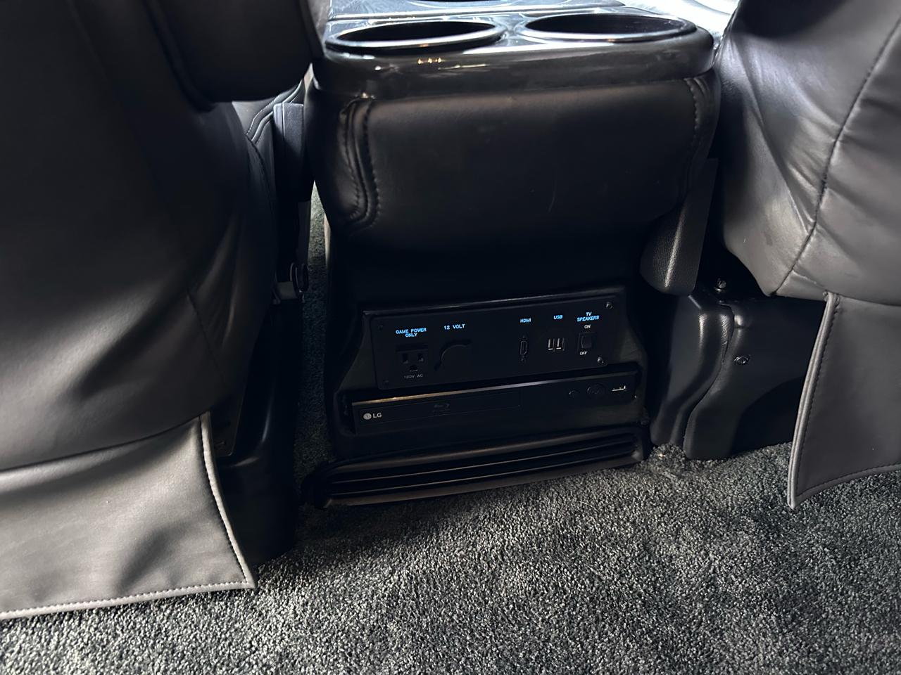 Mercedes-Benz Metris Passenger Van 2018
