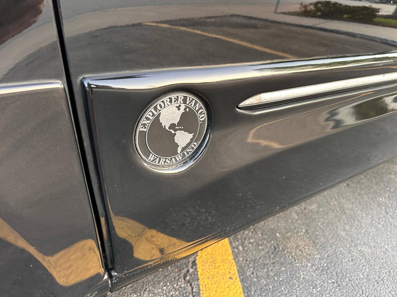 Mercedes-Benz Metris Passenger Van 2018