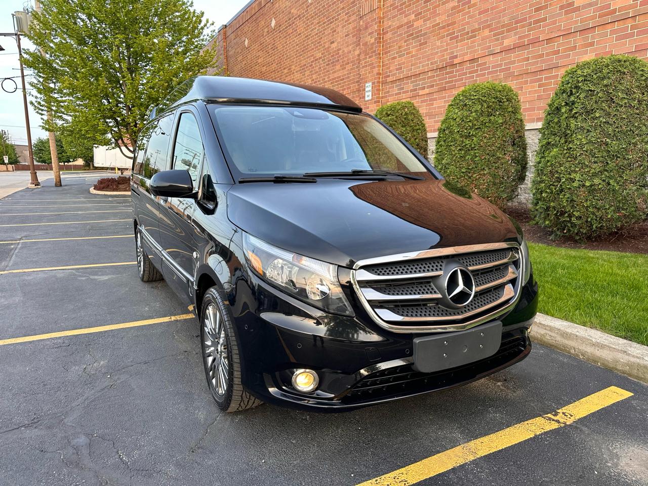 Mercedes-Benz Metris Passenger Van 2018