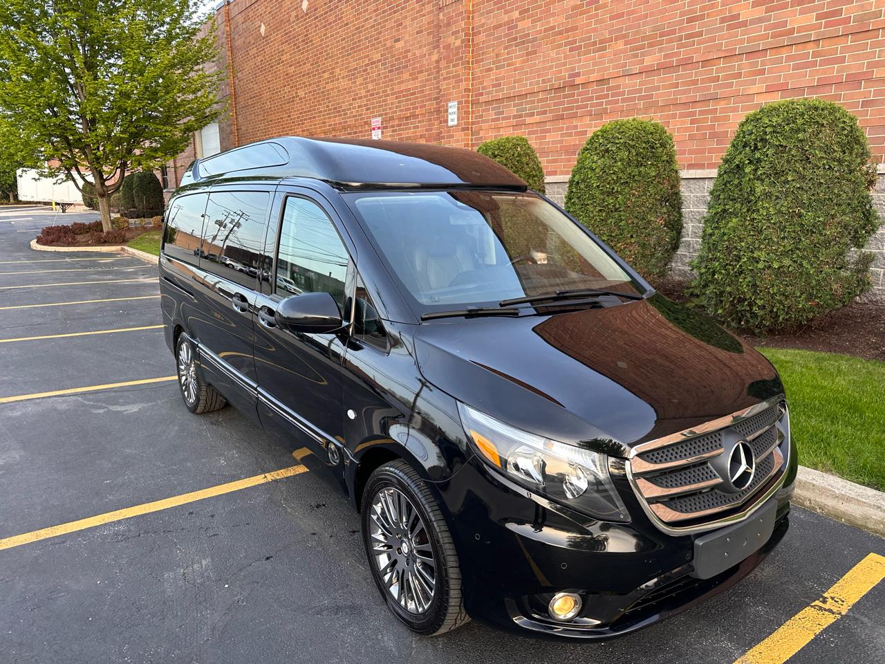 Mercedes-Benz Metris Passenger Van 2018