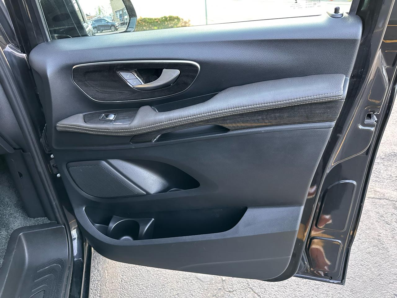 Mercedes-Benz Metris Passenger Van 2018