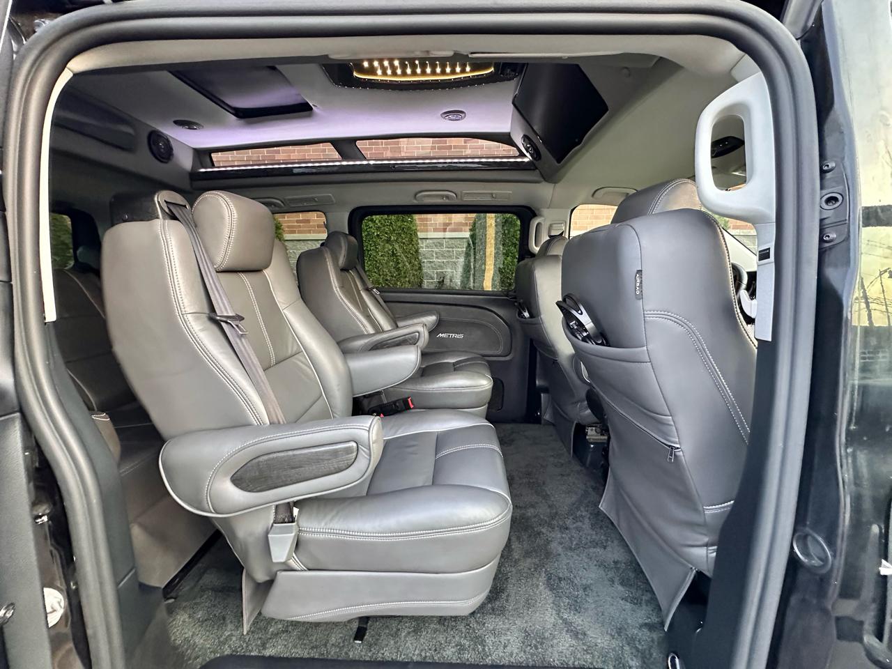Mercedes-Benz Metris Passenger Van 2018