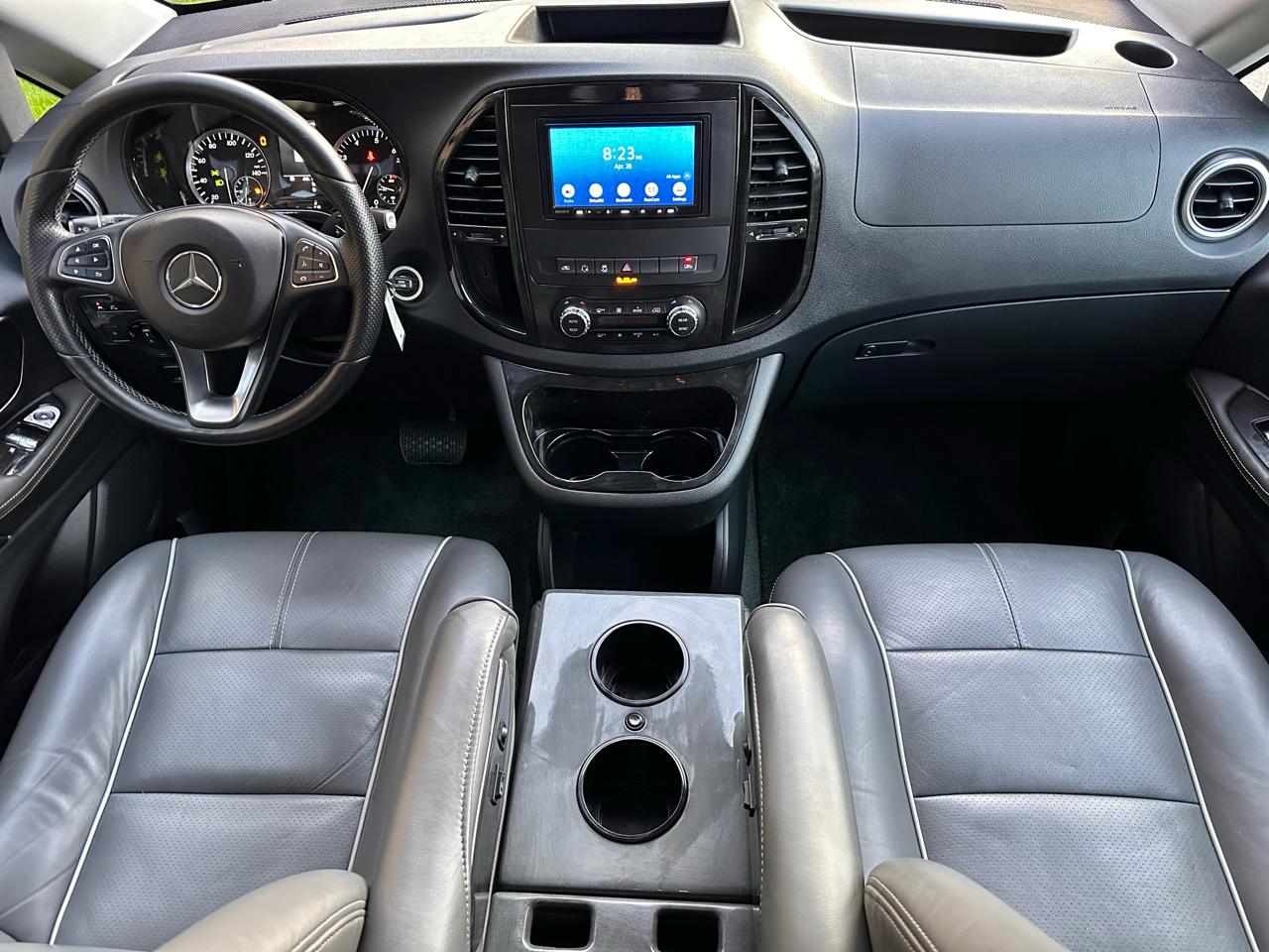 Mercedes-Benz Metris Passenger Van 2018