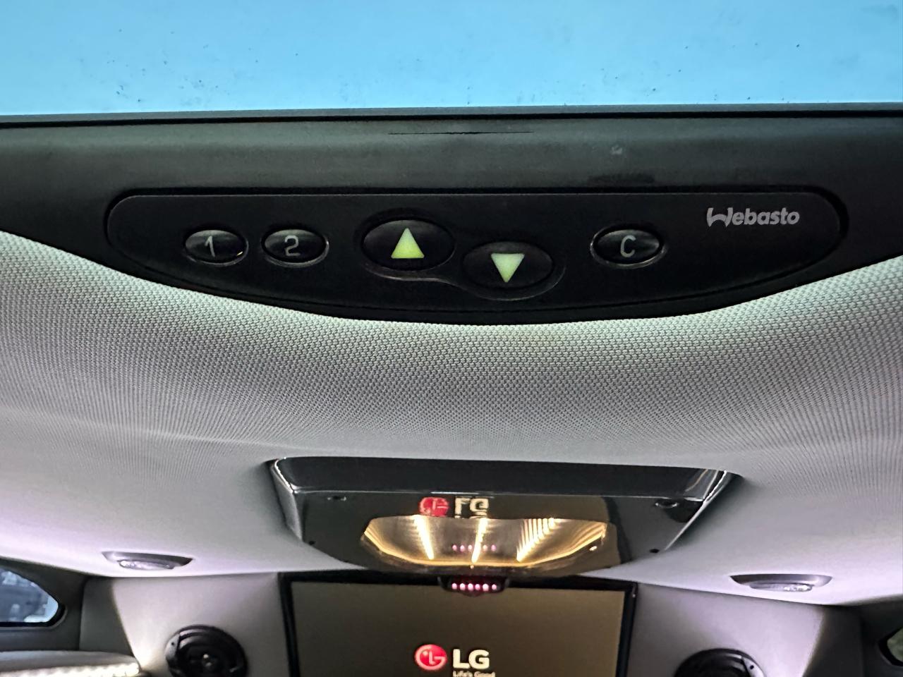 Mercedes-Benz Metris Passenger Van 2018