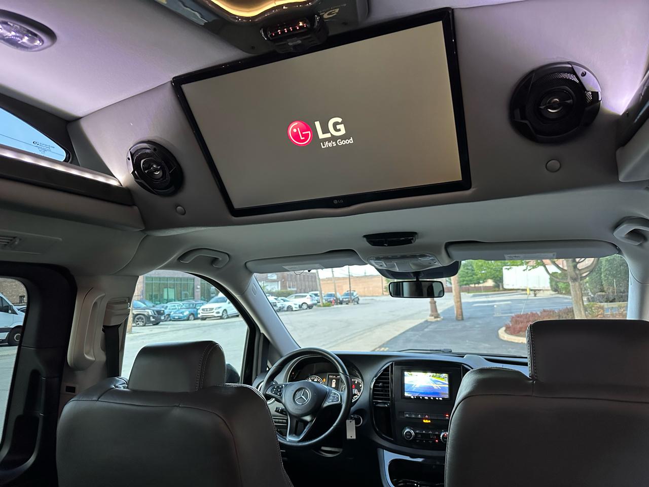 Mercedes-Benz Metris Passenger Van 2018