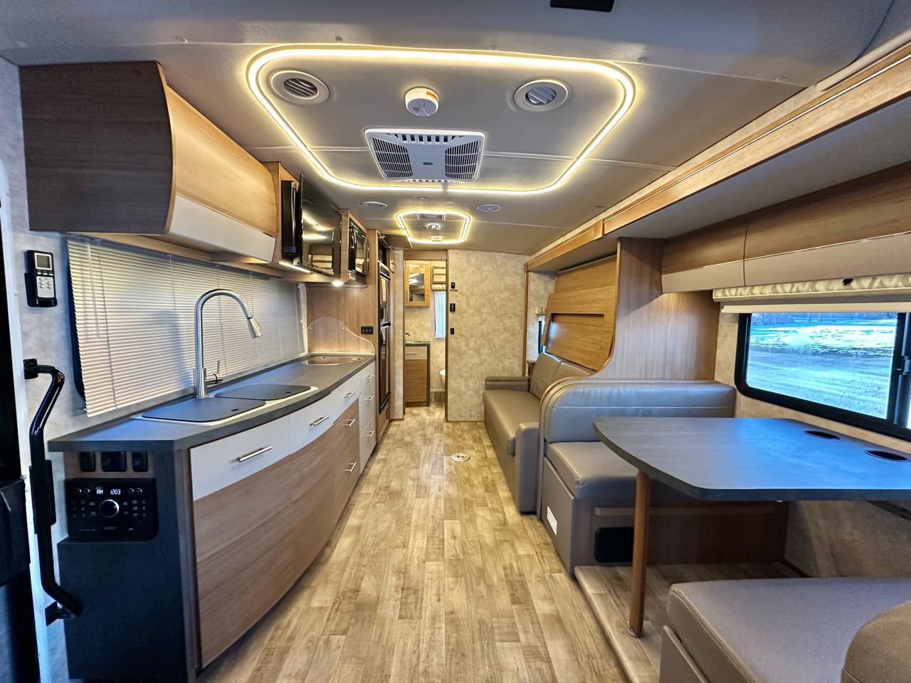 Mercedes-Benz Sprinter 3500 170-in. WB 2018