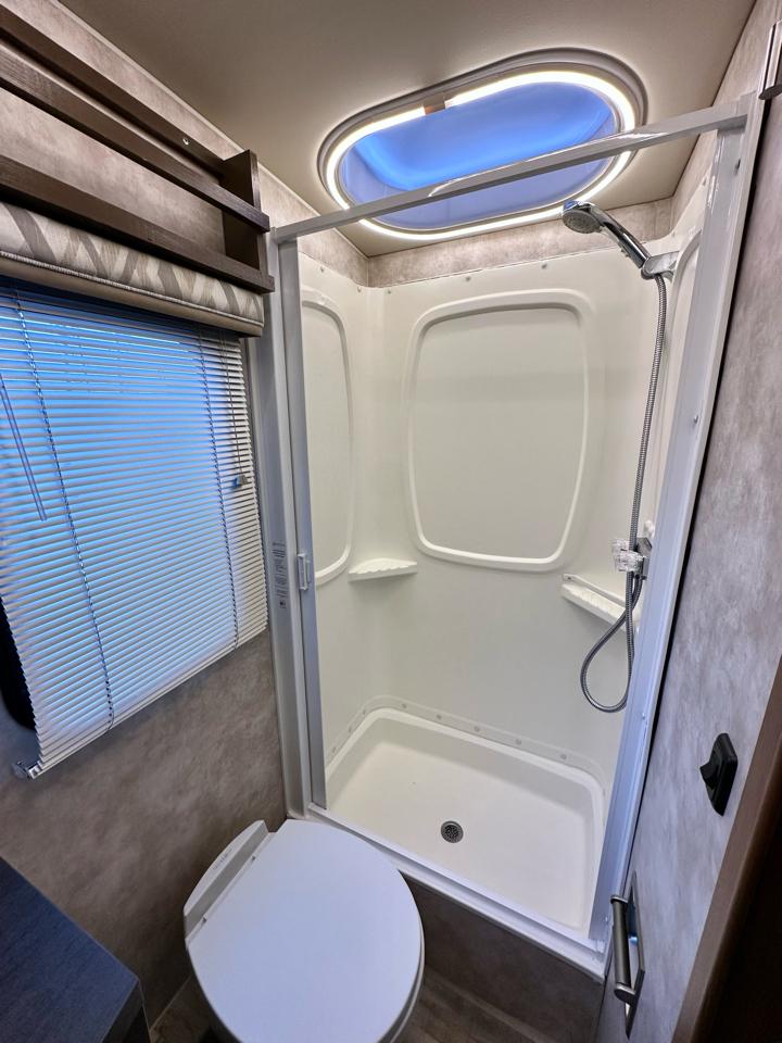 Mercedes-Benz Sprinter 3500 170-in. WB 2018