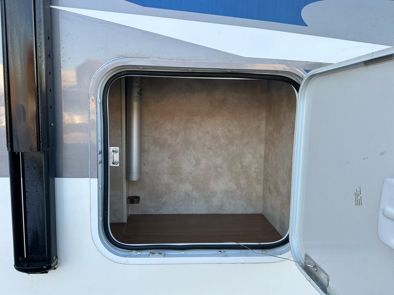 Mercedes-Benz Sprinter 3500 170-in. WB 2018