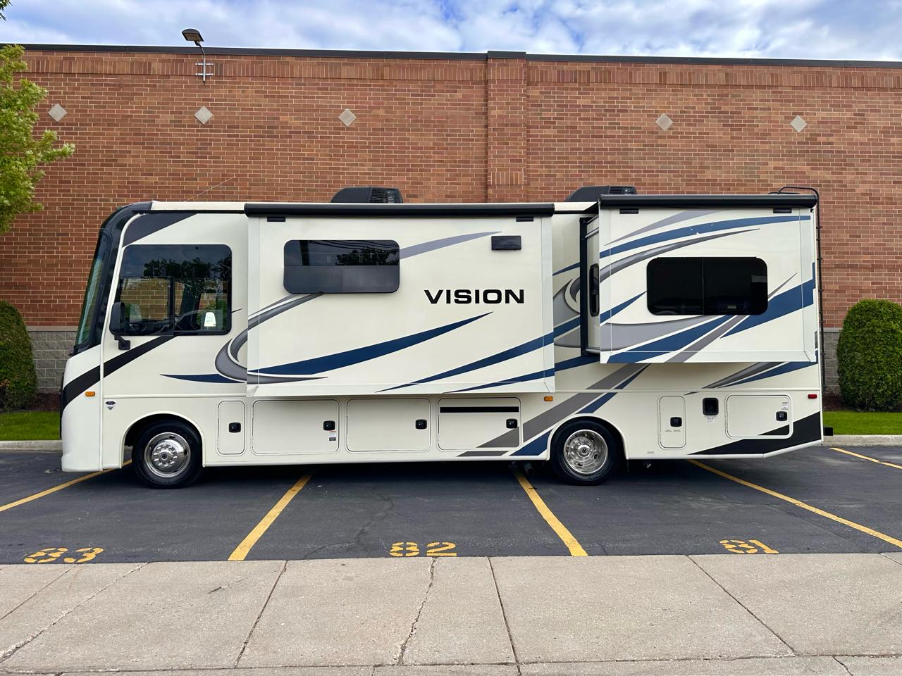 Entegra Coach Vision  2021