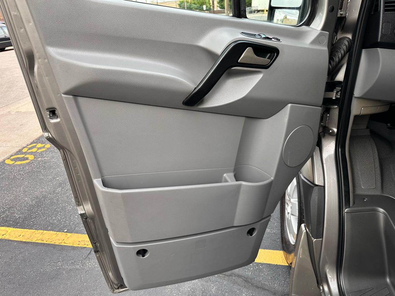 Mercedes-Benz Sprinter 2500 2013