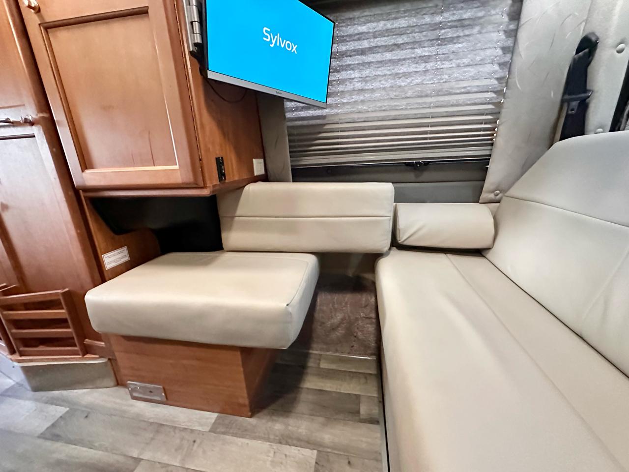 Mercedes-Benz Sprinter 2500 2013