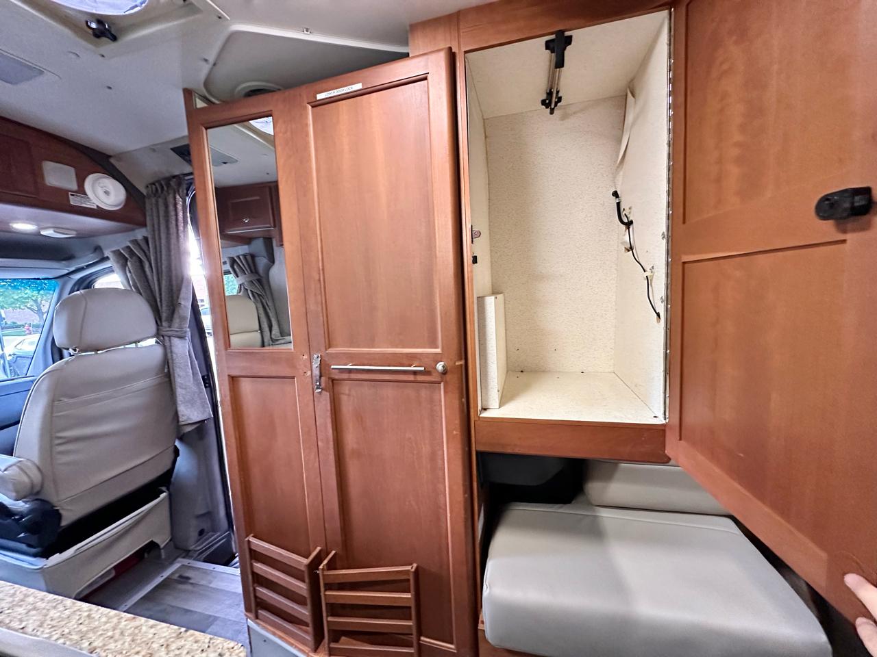 Mercedes-Benz Sprinter 2500 2013