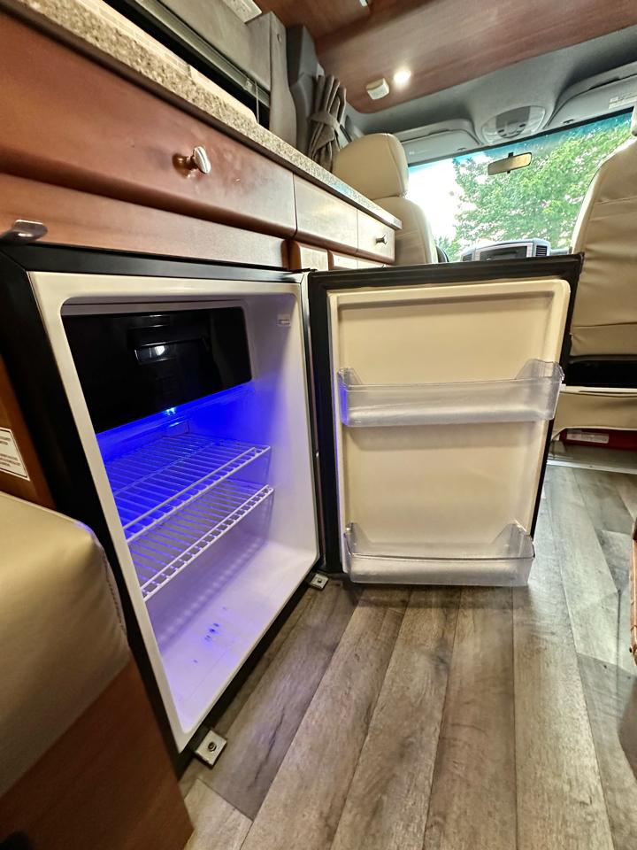 Mercedes-Benz Sprinter 2500 2013
