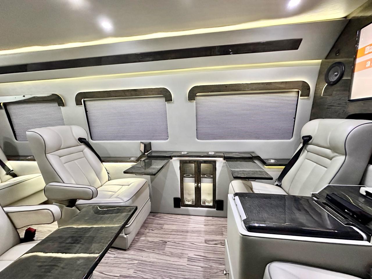 Mercedes-Benz Sprinter 2500 High Roof 170-in. WB EXT 2015