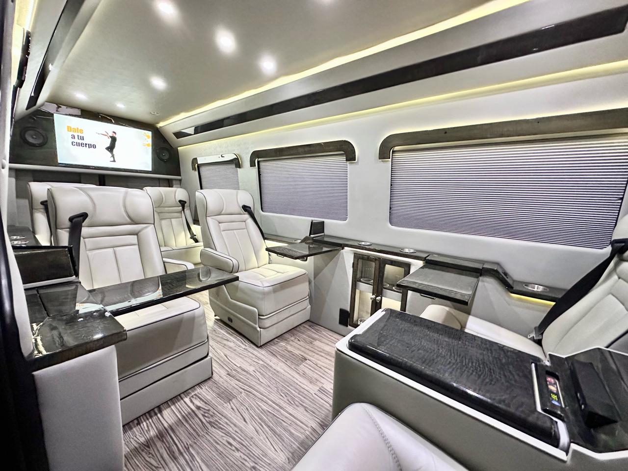 Mercedes-Benz Sprinter 2500 High Roof 170-in. WB EXT 2015