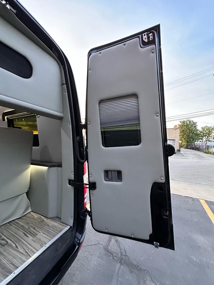 Mercedes-Benz Sprinter 2500 High Roof 170-in. WB EXT 2015