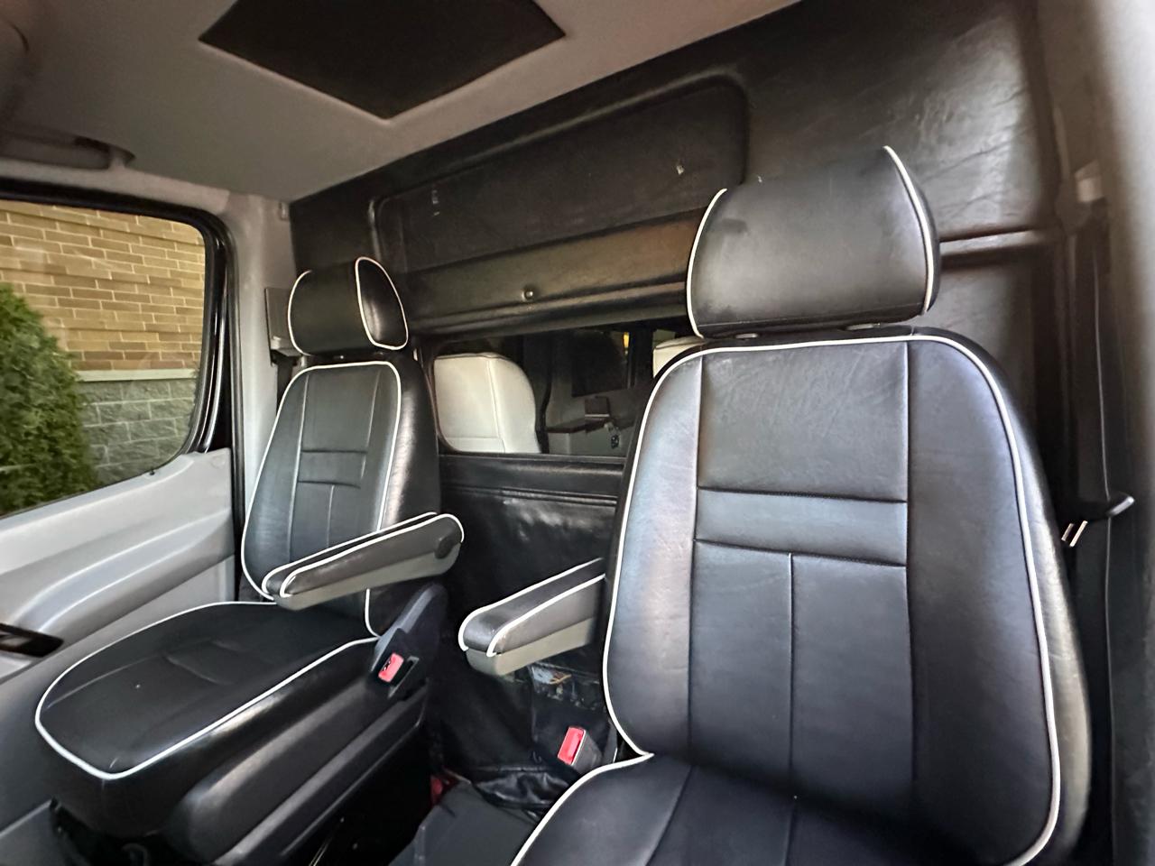 Mercedes-Benz Sprinter 2500 High Roof 170-in. WB EXT 2015