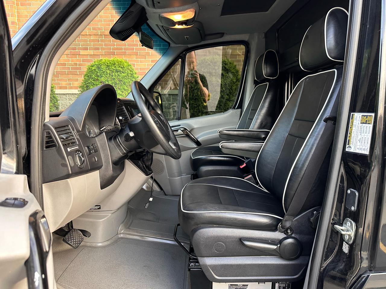 Mercedes-Benz Sprinter 2500 High Roof 170-in. WB EXT 2015