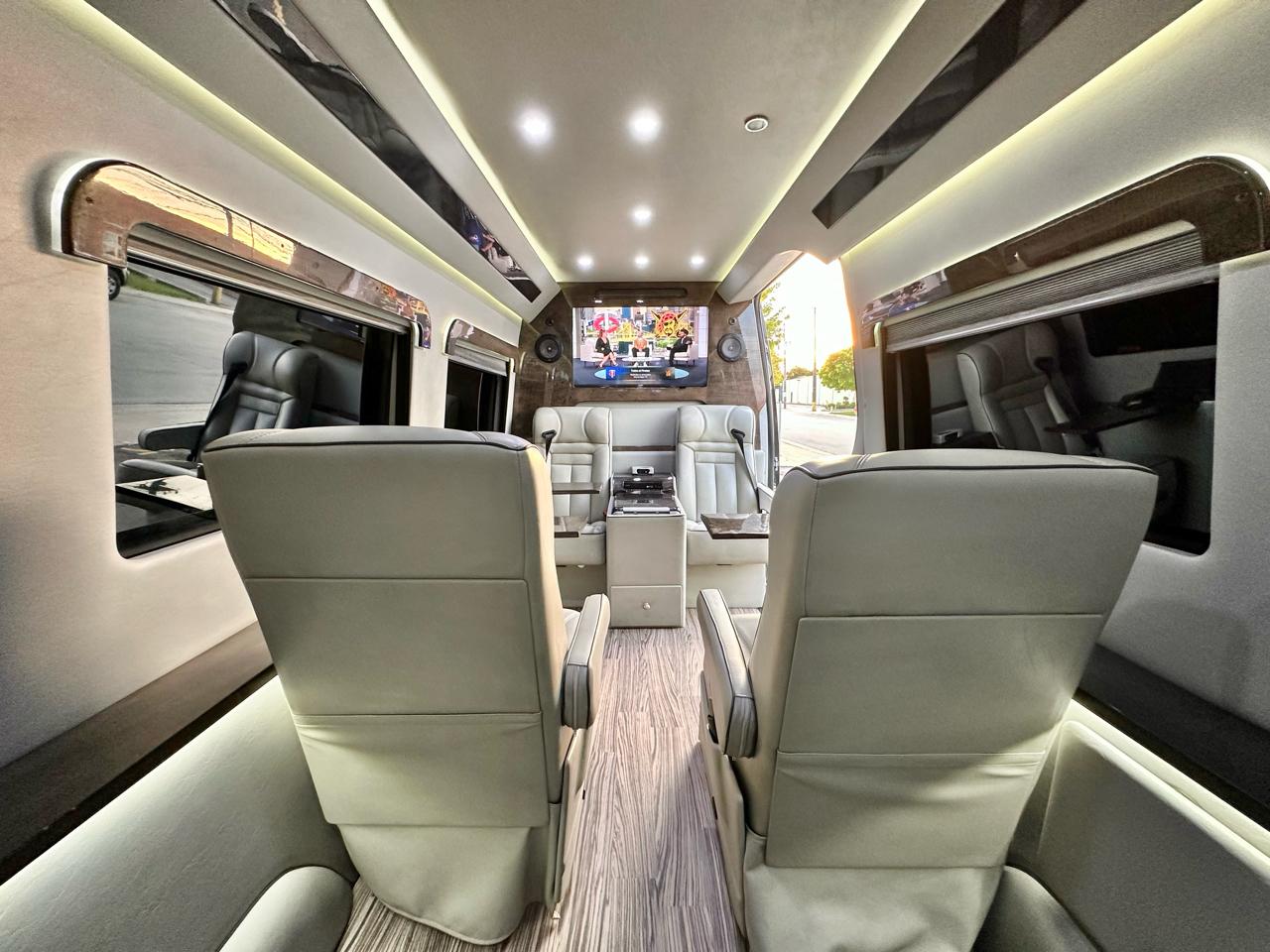 Mercedes-Benz Sprinter 2500 High Roof 170-in. WB EXT 2015