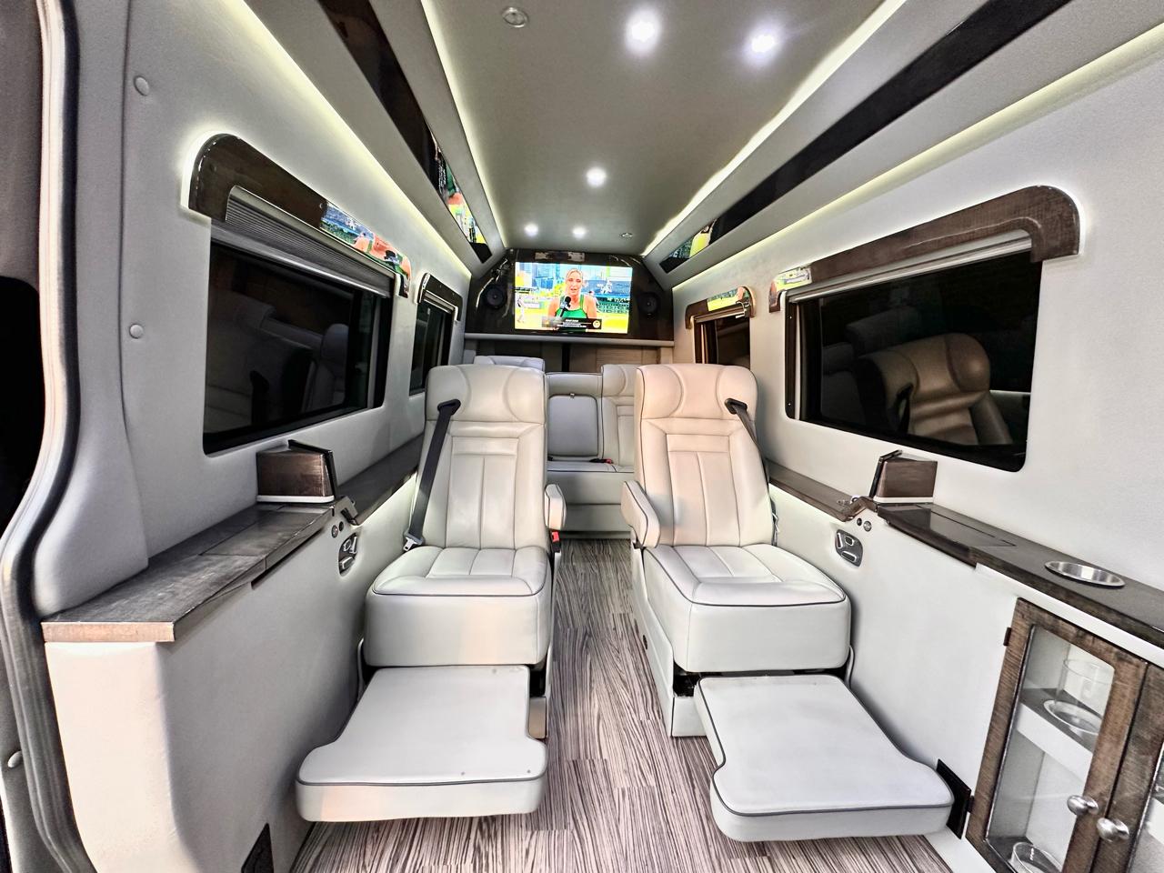 Mercedes-Benz Sprinter 2500 High Roof 170-in. WB EXT 2015