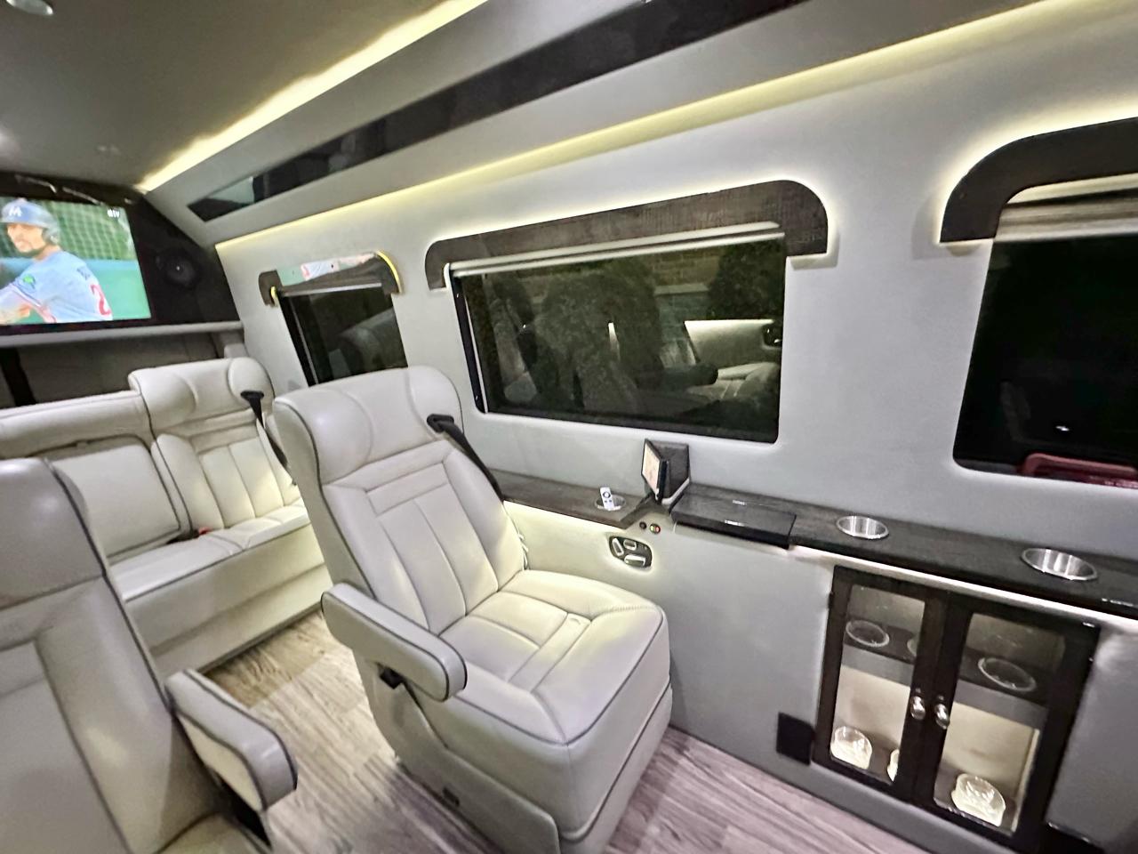 Mercedes-Benz Sprinter 2500 High Roof 170-in. WB EXT 2015