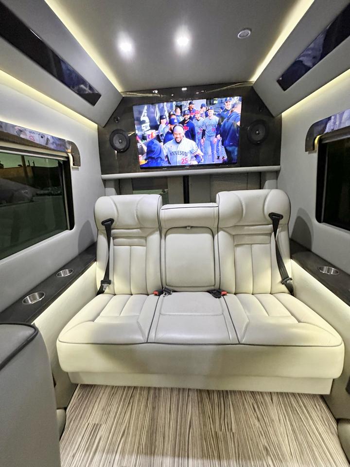 Mercedes-Benz Sprinter 2500 High Roof 170-in. WB EXT 2015