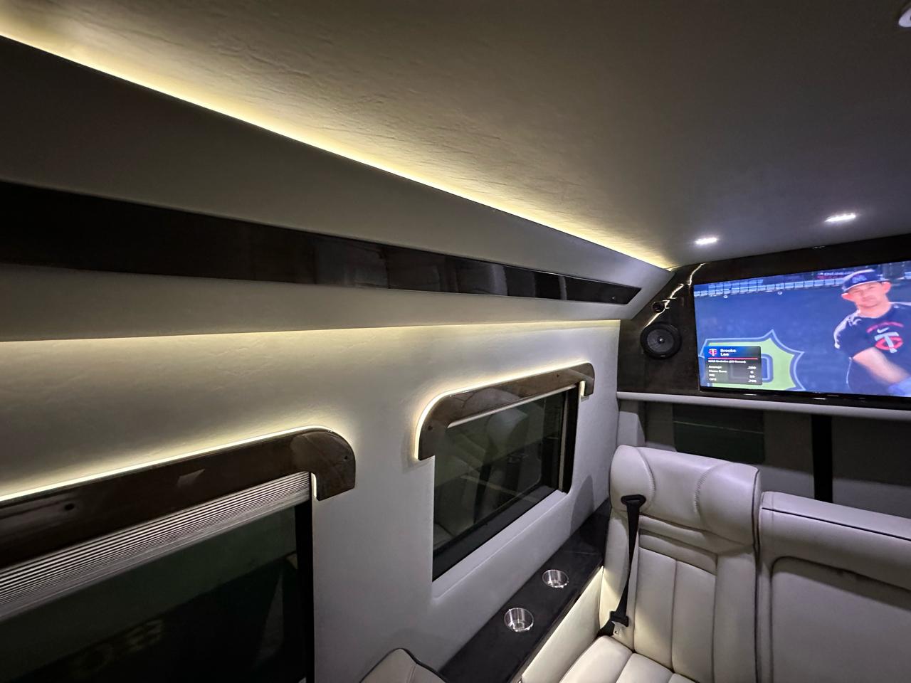 Mercedes-Benz Sprinter 2500 High Roof 170-in. WB EXT 2015