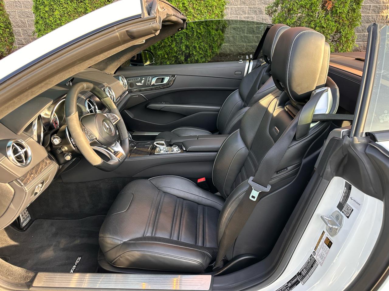Mercedes-Benz SL-Class SL63 AMG 2017