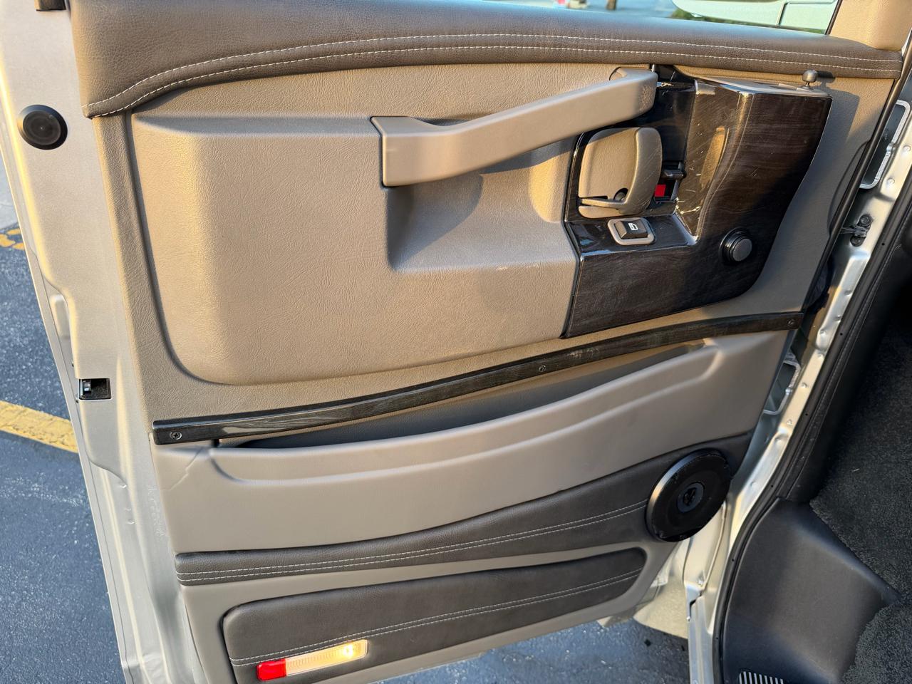Chevrolet Express 2500 Cargo 2024