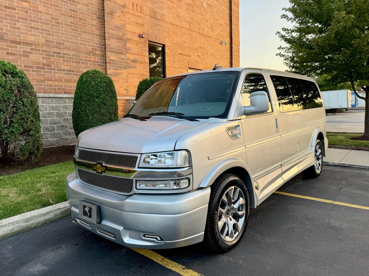 Chevrolet Express 2500 Cargo 2024
