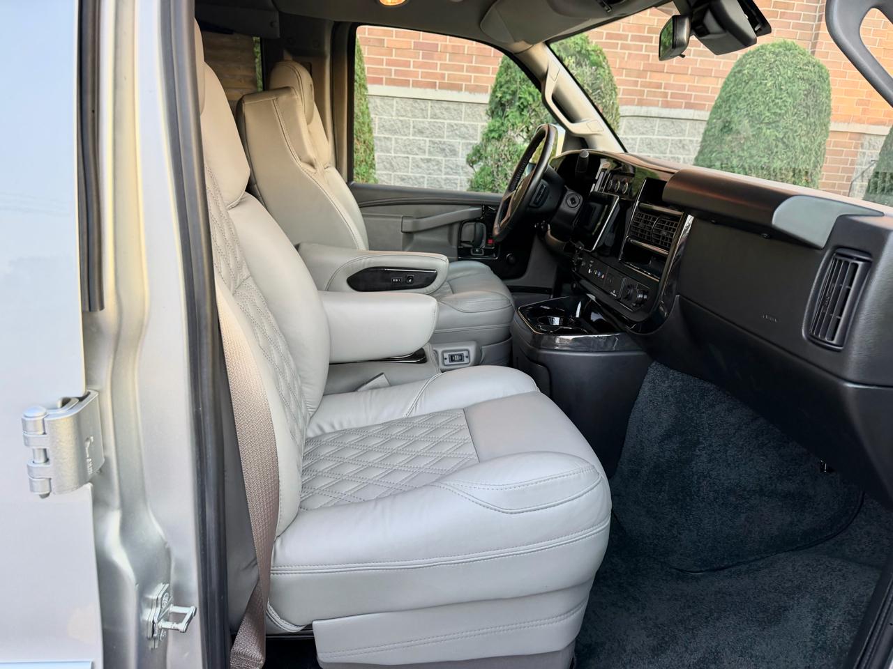 Chevrolet Express 2500 Cargo 2024