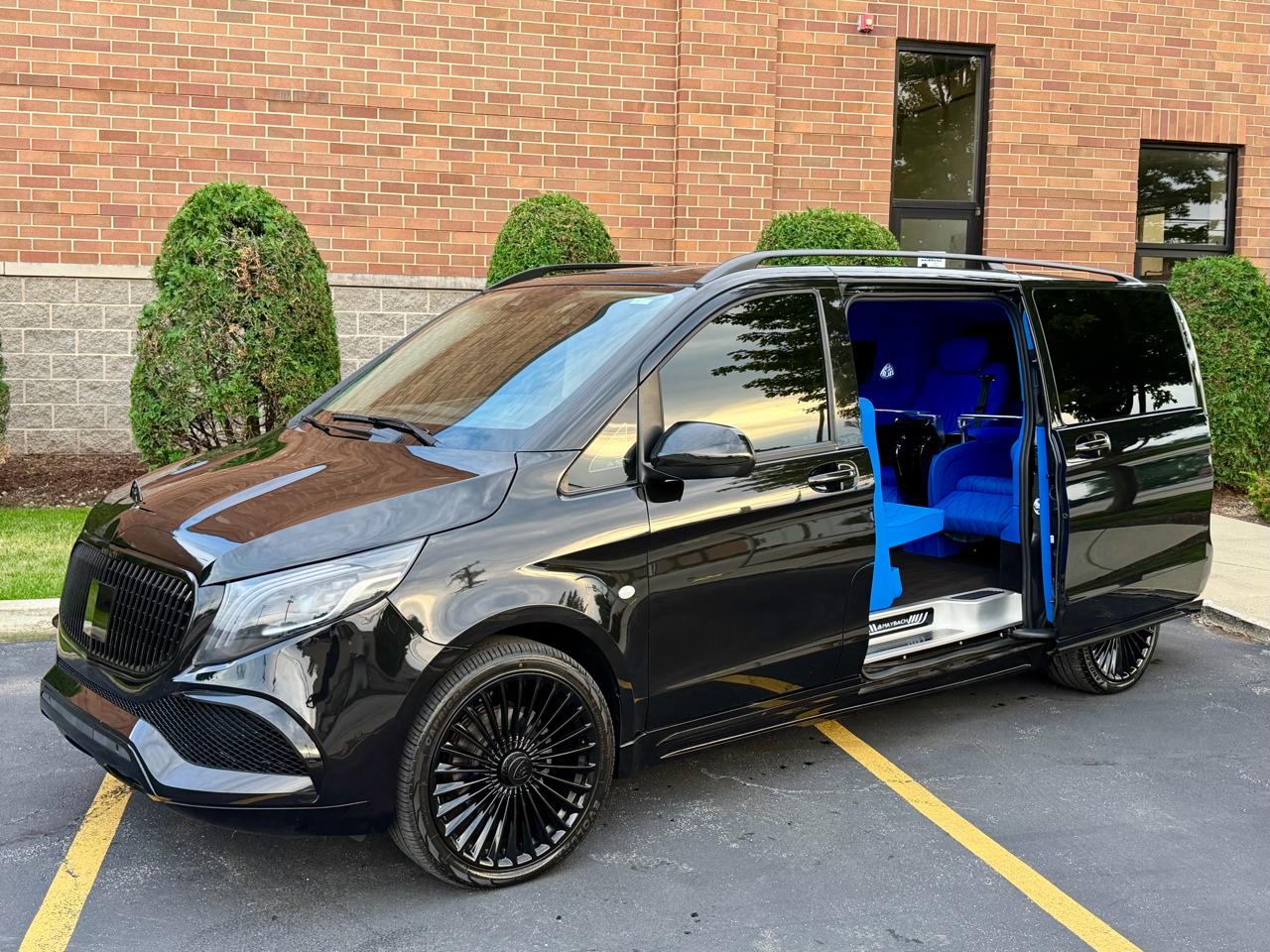 Mercedes-Benz Metris Passenger Van 2021