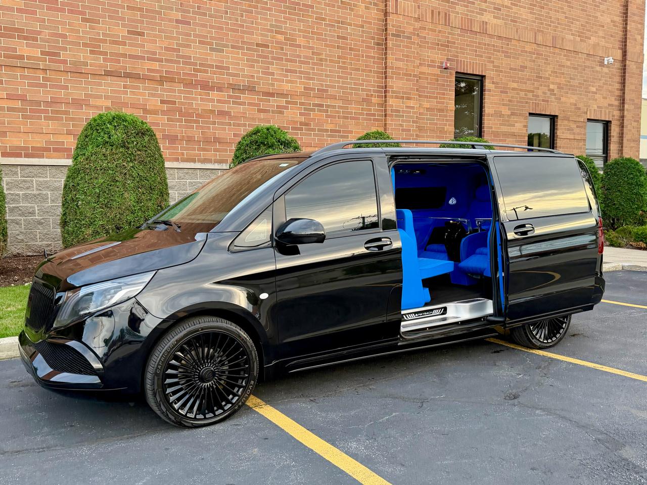 Mercedes-Benz Metris Passenger Van 2021
