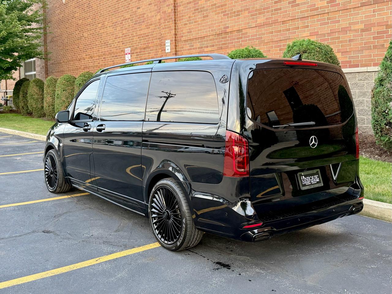 Mercedes-Benz Metris Passenger Van 2021