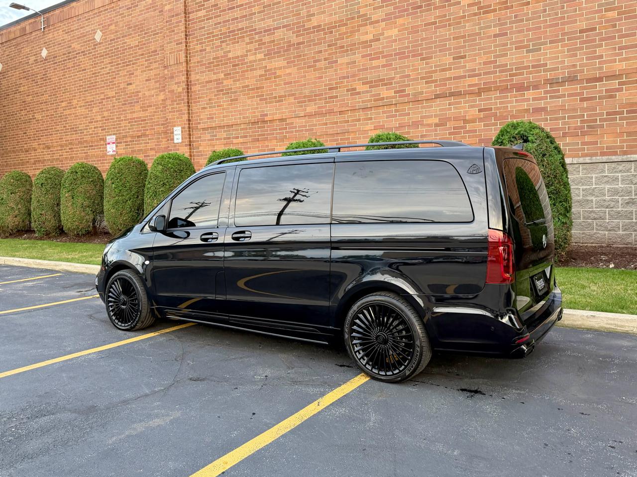 Mercedes-Benz Metris Passenger Van 2021