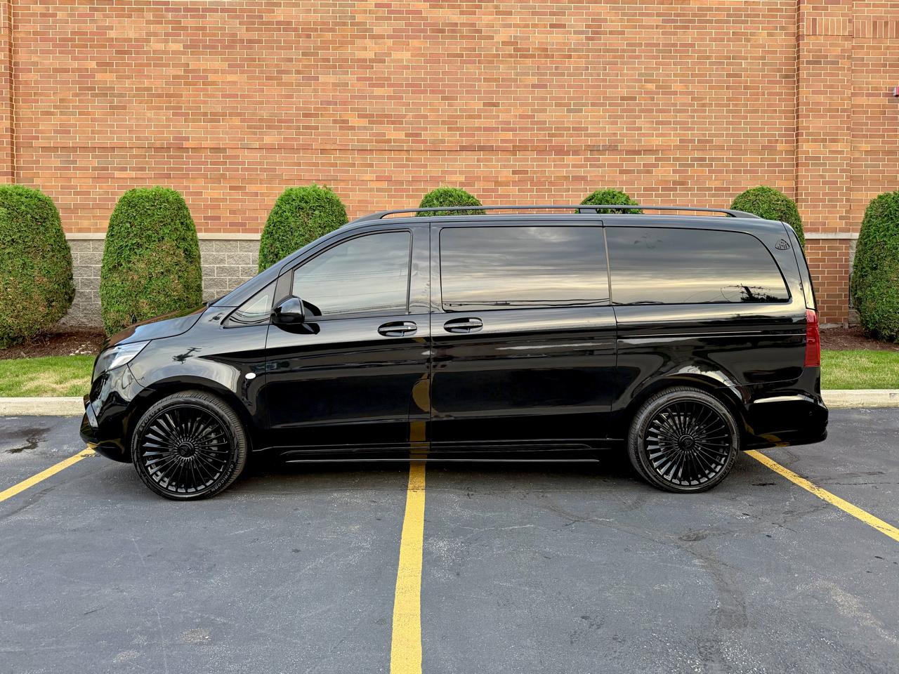 Mercedes-Benz Metris Passenger Van 2021