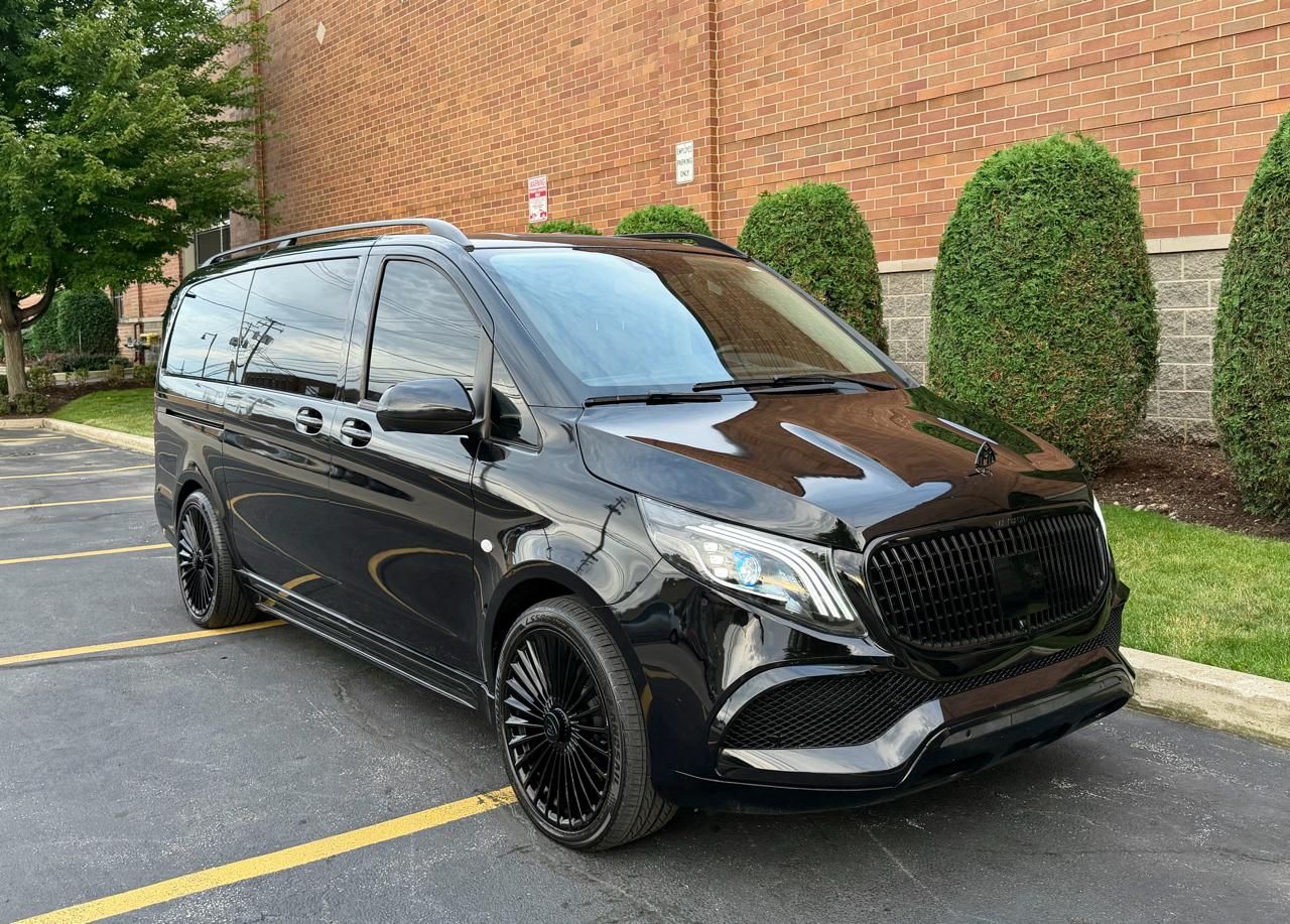 Mercedes-Benz Metris Passenger Van 2021