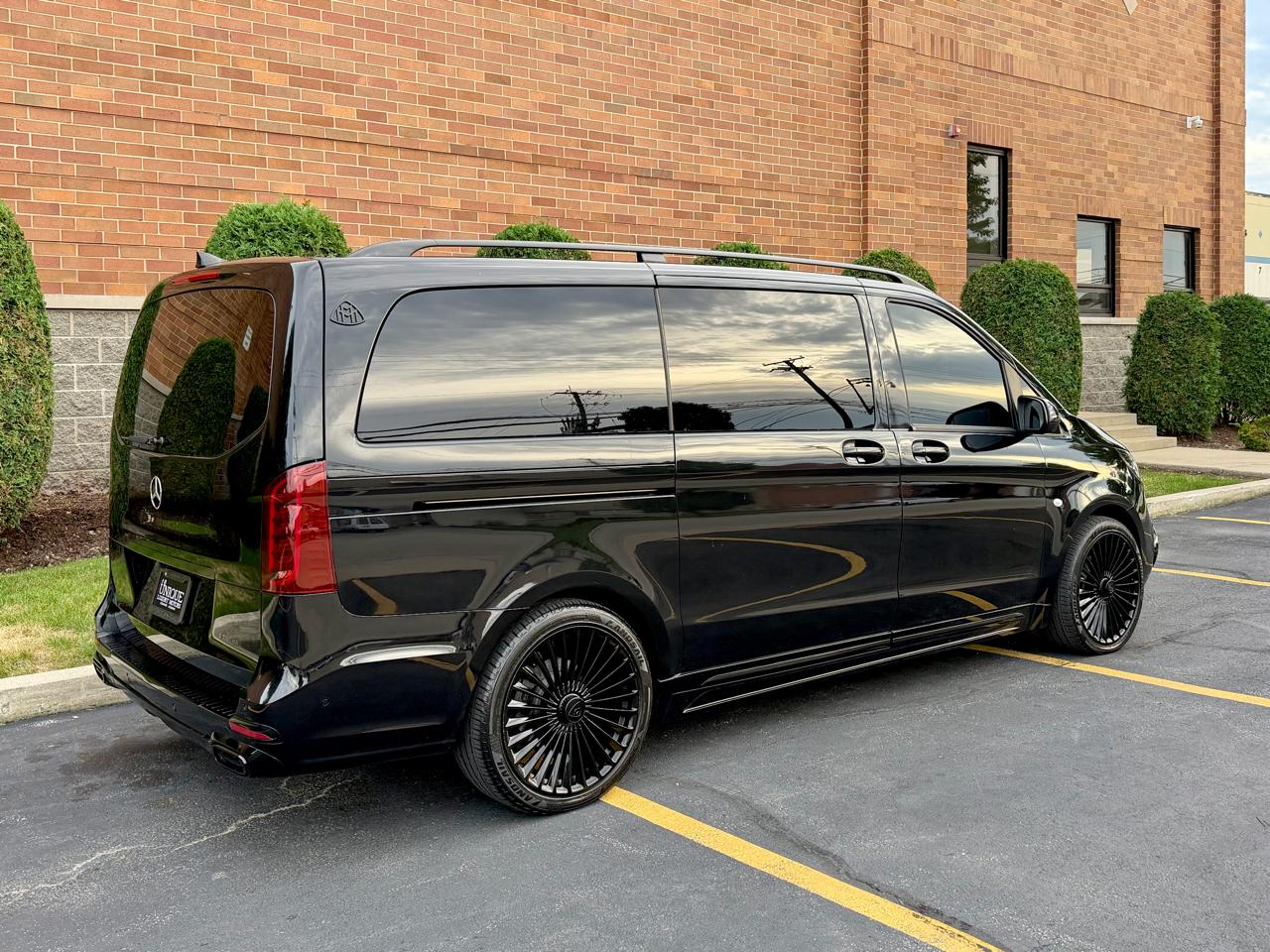 Mercedes-Benz Metris Passenger Van 2021
