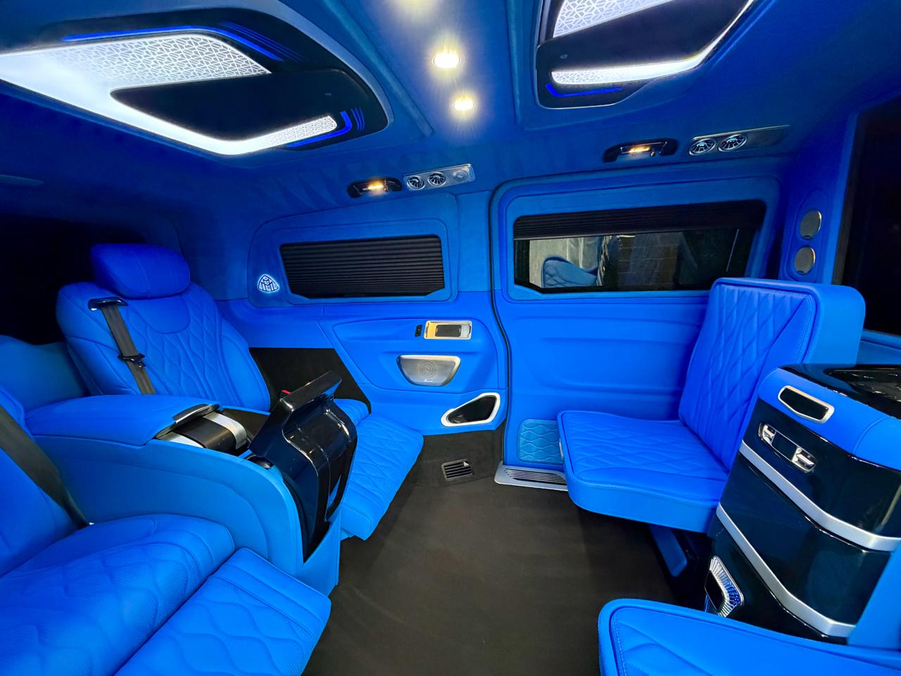 Mercedes-Benz Metris Passenger Van 2021